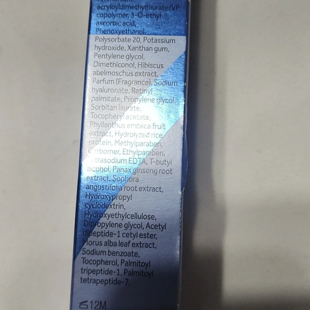NWT Blue Radiance Serum for Glowing Skin